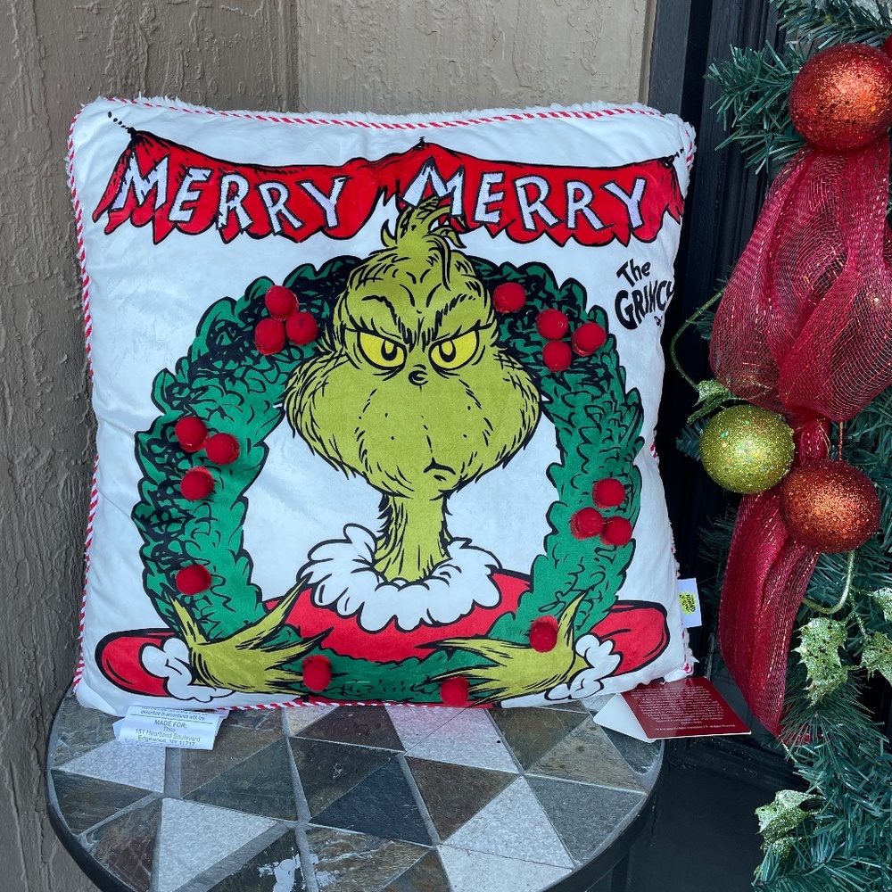 NEW GRINCH Dr. Seuss Christmas wreath pillow